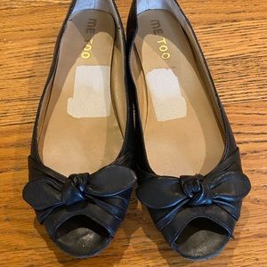 Me too Leather Peep Toe Flat - Size 8.5